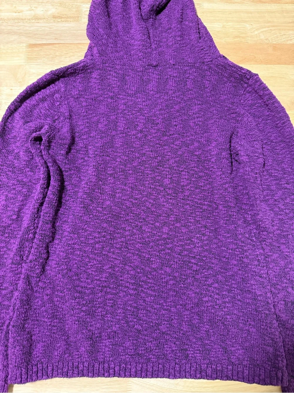 Columbia Women’s Medium Purple Hooded Sweater Pullover Kangaroo Pocket